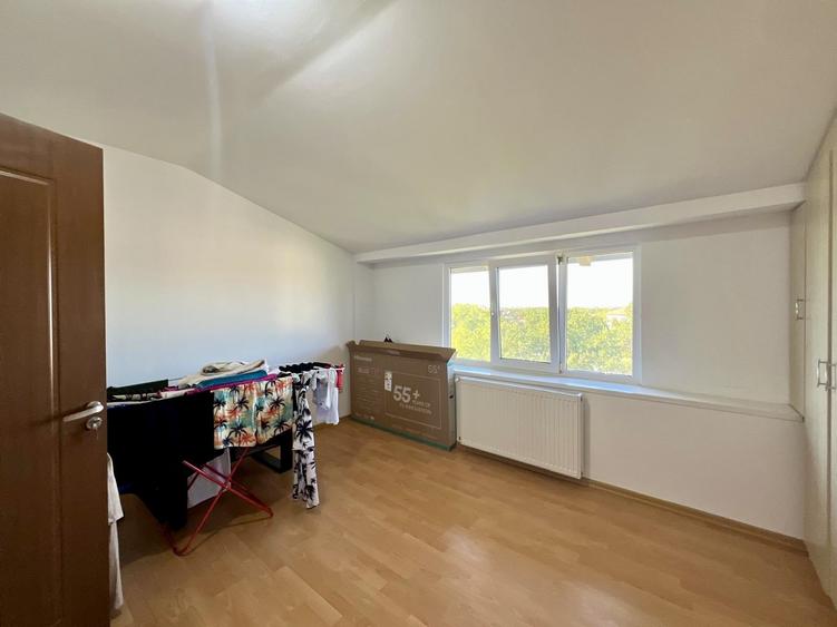 Apartament cu 2 camere decomandat, mobilat în Freidorf