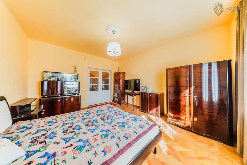 Casă individuală cu 5 camere cu Canalizare în Fântânele
