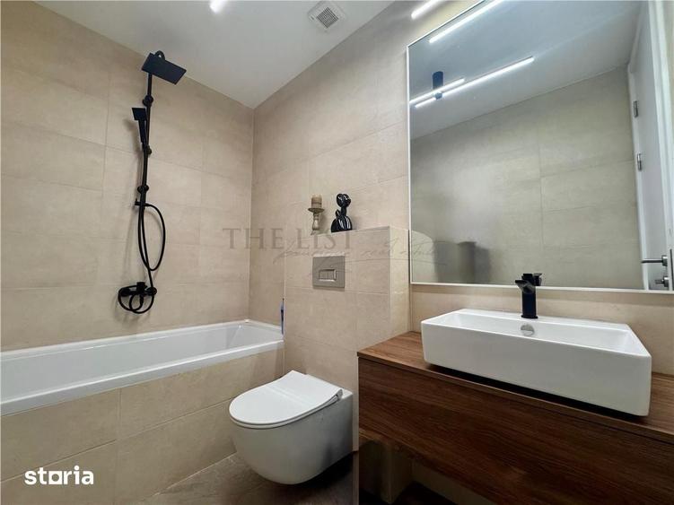 Casă cu 5 camere cu Teren 200 Mp în Central