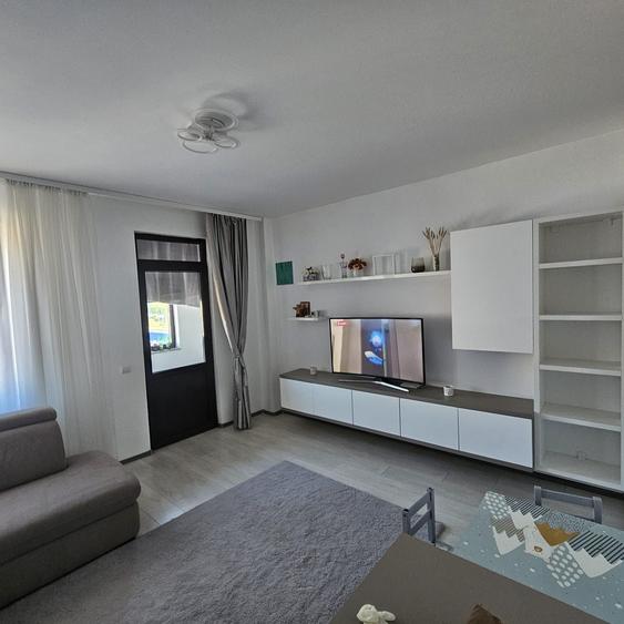 Apartament cu 2 camere decomandat în Agigea