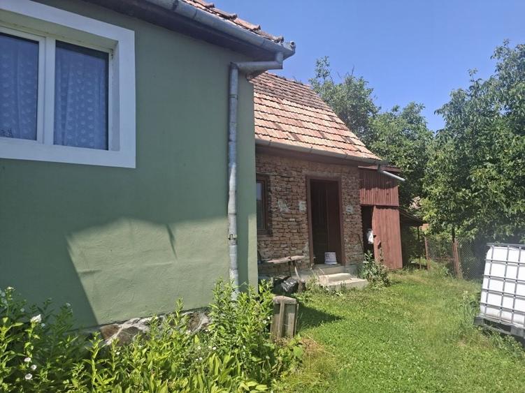 Casă cu 3 camere în Suplac