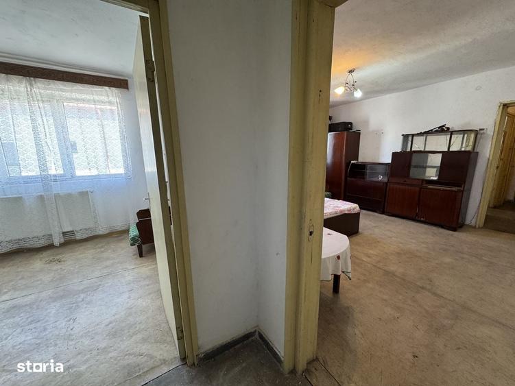 Apartament cu 2 camere semidecomandat în Zahana