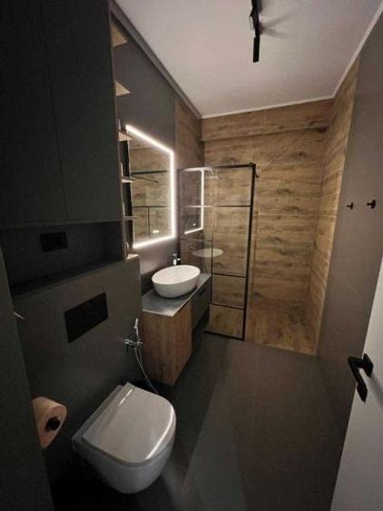 Apartament cu 2 camere decomandat, mobilat în Kamsas