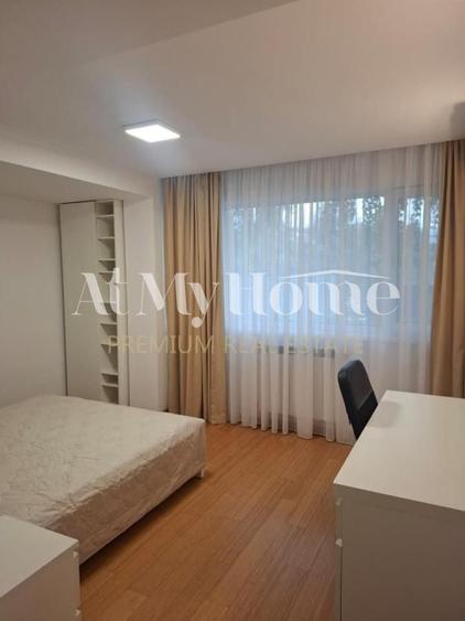 Apartament cu 4 camere decomandat, mobilat în Pipera