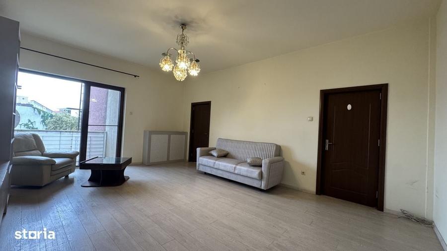 Apartament cu 2 camere decomandat în Polonă
