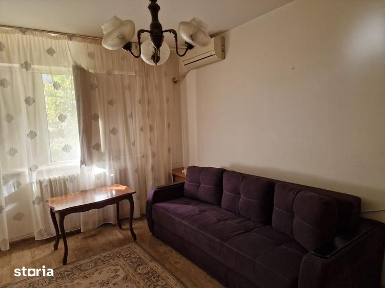 Apartament cu 3 camere decomandat în Tătărași