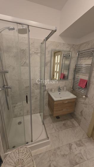 Royal Town apartament cu doua camere de inchiriat