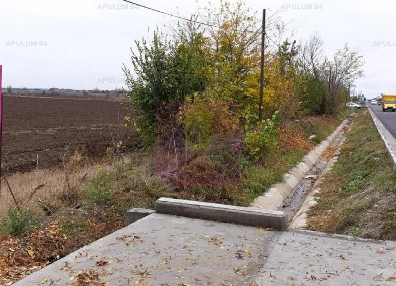 Teren de 13705 mp, în 1 Decembrie
