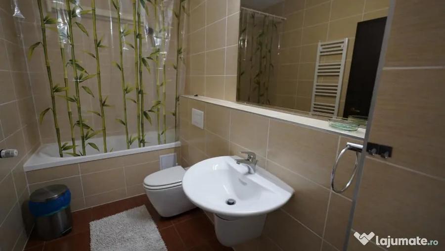 Apartament cu 2 camere decomandat în Exterior Vest