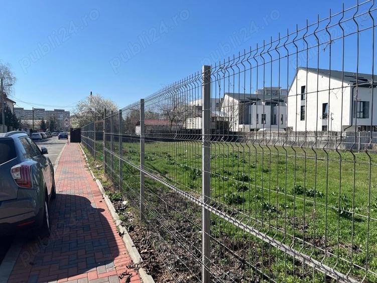 Teren de 1750 mp, în Titan