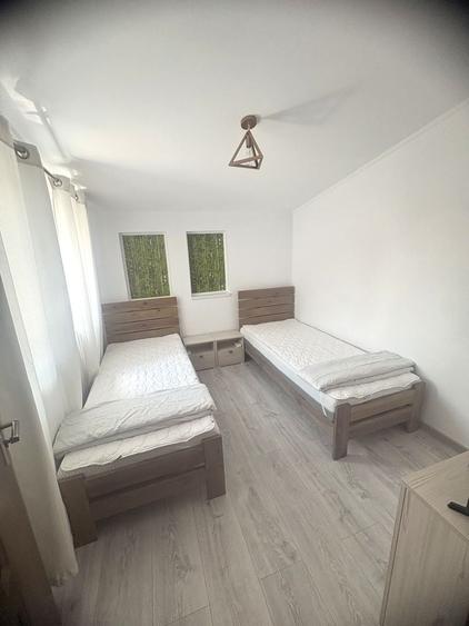 Apartament la casă, cu 4 camere - 5