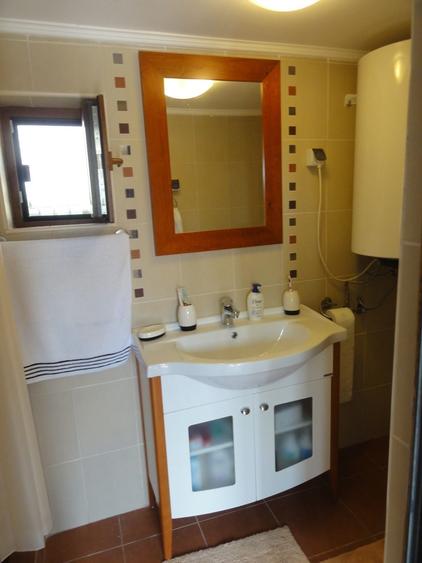 Casă cu 3 camere în Bordenii Mari