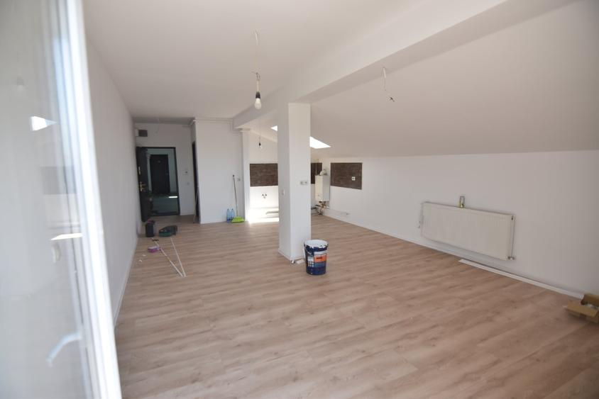 Apartament cu 2 camere semidecomandat în Prelungirea Ghencea