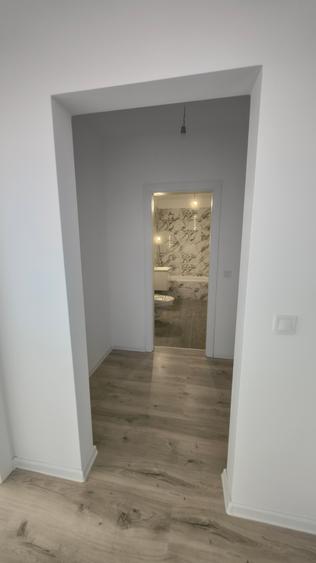 Apartament cu 3 camere decomandat în Șelimbăr — fotografia 3