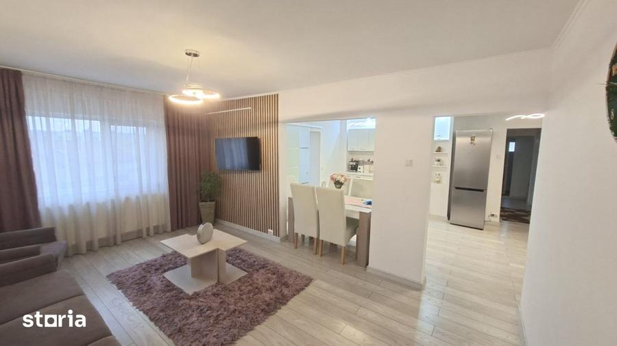 Apartament cu 3 camere, mobilat în Eremia