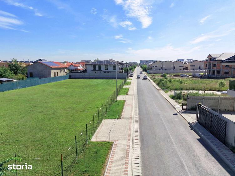 Teren de 1048 mp, în Central