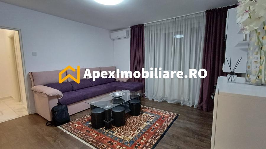 Apartament cu 3 camere semidecomandat, mobilat în Unirii