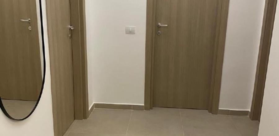 Apartament cu 2 camere decomandat, mobilat în Politehnica