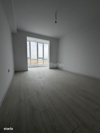 Decomandat, Apartament Cu 3 Camere, Giroc