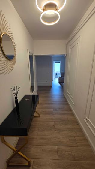 Apartament cu 2 camere semidecomandat în Chinteni