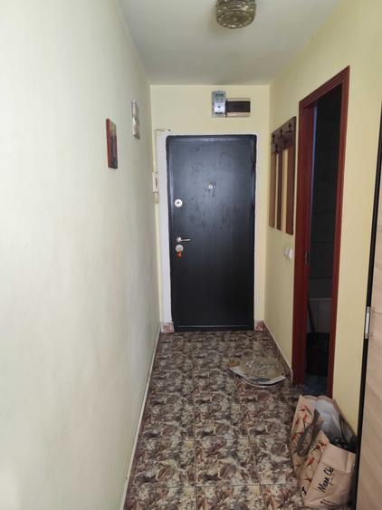 Apartament cu 2 camere decomandat în Berceni