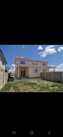 Casă cu 3 camere în Moșnița Nouă