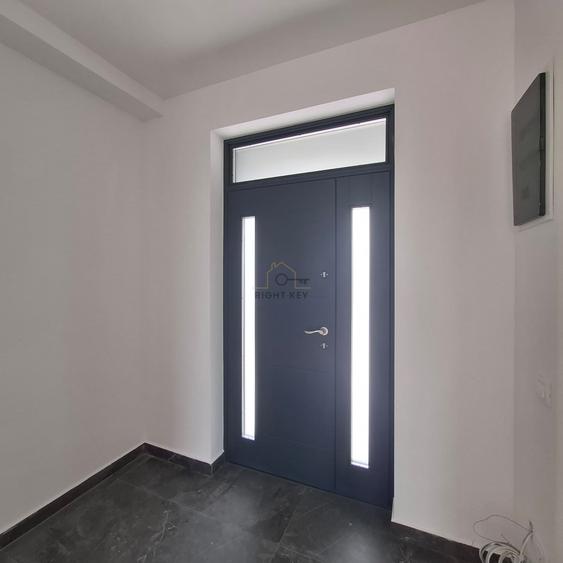 Duplex cu 5 camere cu Canalizare în Otopeni
