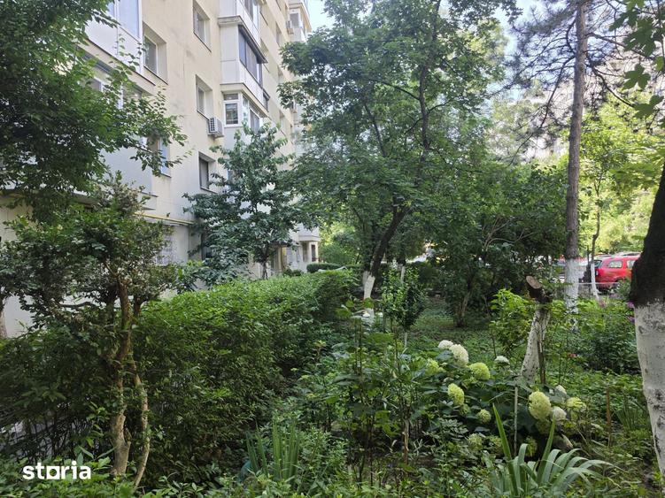 Apartament cu 2 camere decomandat în Colentina