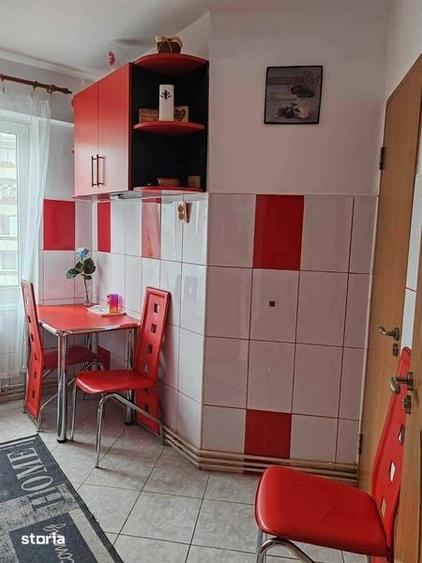 Apartament cu 2 camere decomandat în Libertății