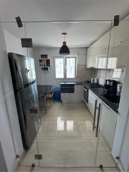 Inchiriere apartament 3 camere Crangasi pe Bld Constructorilor - 7