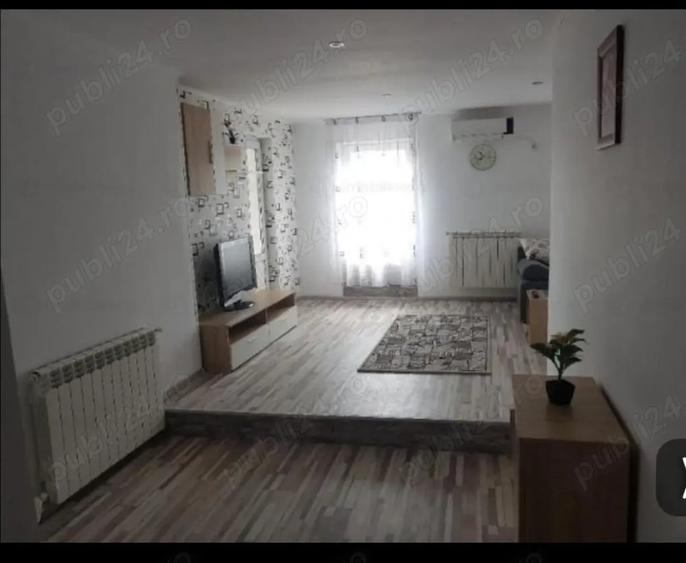 Apartament cu 2 camere semidecomandat în Ultracentral