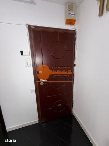 Apartament cu 4 camere în Crângași