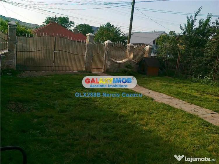 Casă cu 7 camere cu Teren 359 Mp în 1 Mai