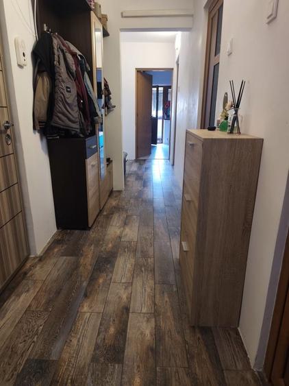Apartament cu 4 camere decomandat în Dorobanți 1
