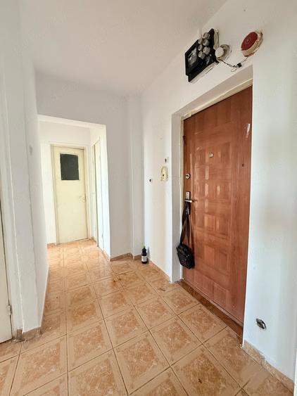 Apartament cu 2 camere decomandat în Vest