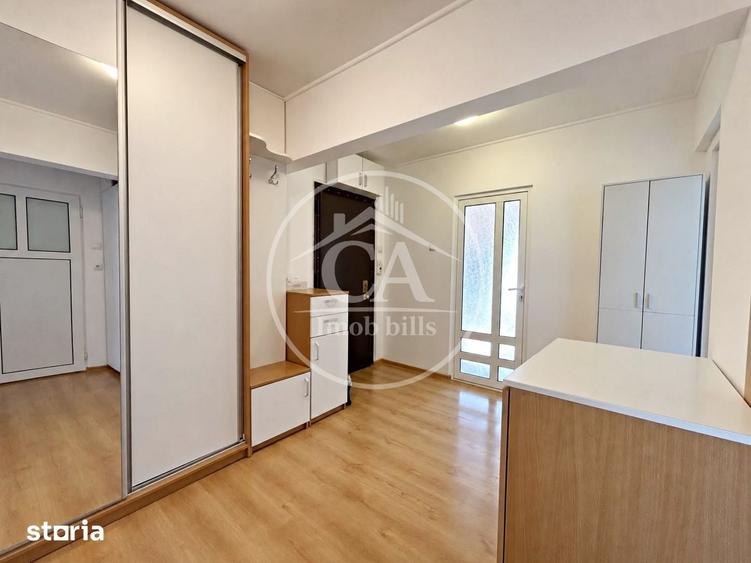 Apartament cu 3 camere decomandat în Decebal