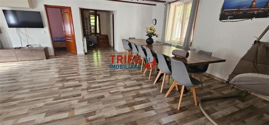 Casă individuală cu 5 camere cu Teren 1245 Mp în Întregalde