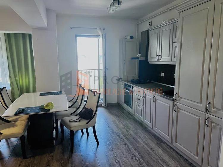 Apartament cu 2 camere semidecomandat, mobilat în Orizont
