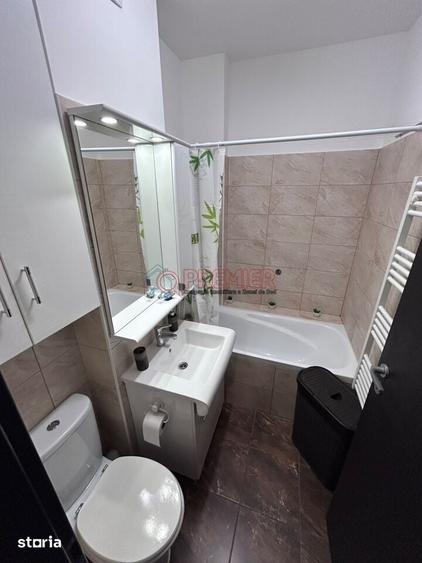 Apartament cu 2 camere în Apărătorii Patriei