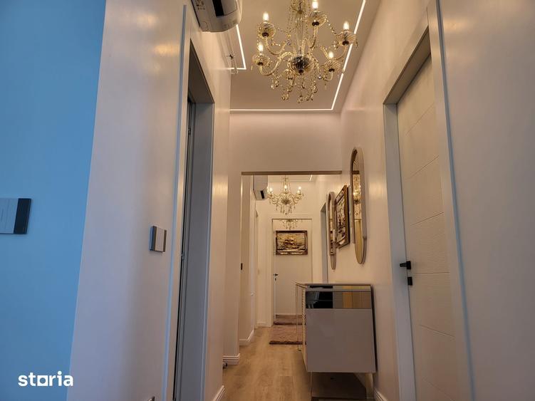 Apartament cu 4 camere în Sud