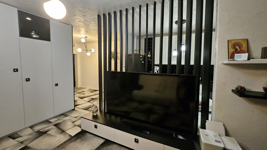 Apartament cu 2 camere semidecomandat în Central