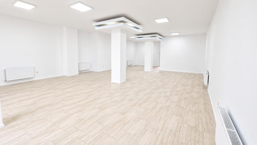 Spațiu comercial, de 607 mp, în Central