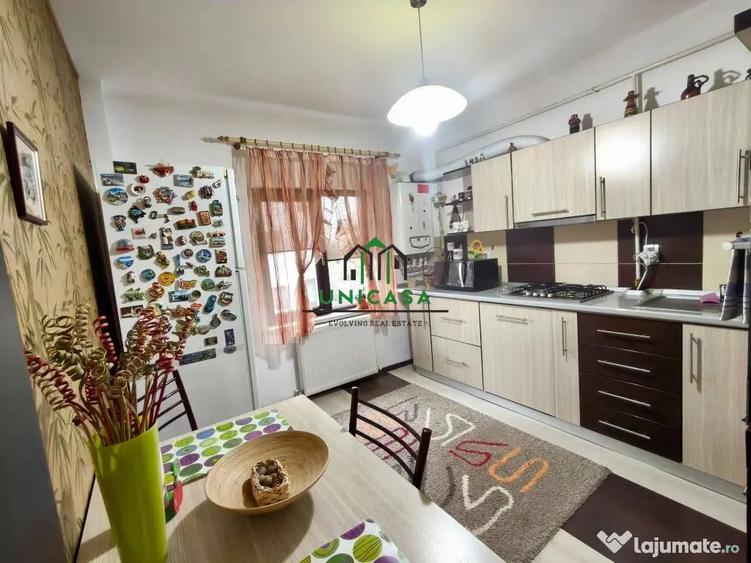 Apartament de inchiriat / 3 camere/ loc de parcare privat - 6