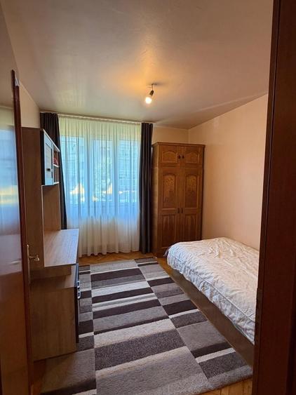 Apartament cu 3 camere în Central