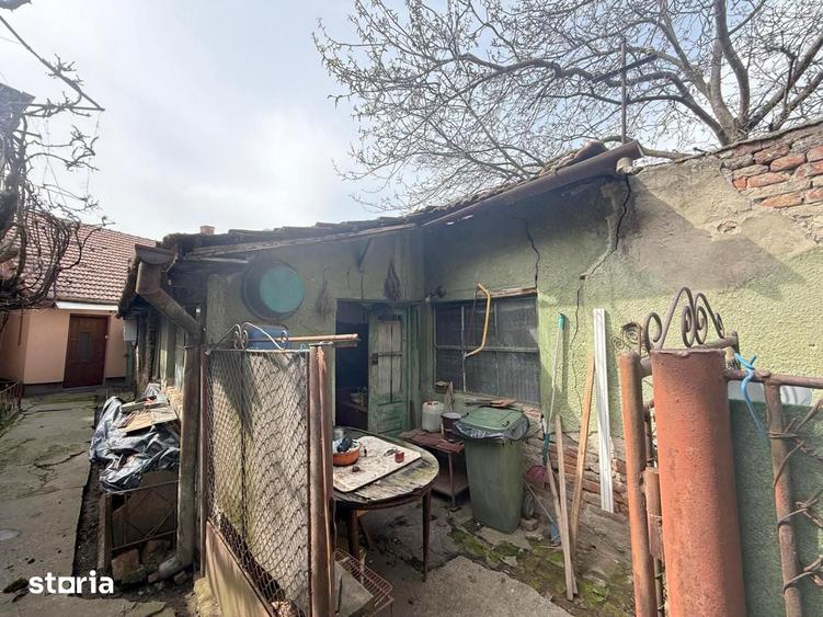 Apartament cu 5 camere în Mehala