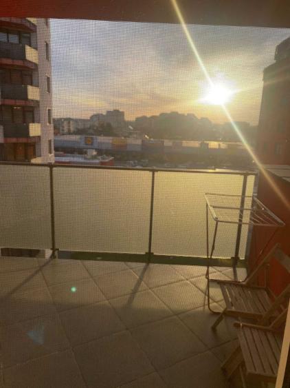 Apartament cu 2 camere decomandat în Exterior Vest
