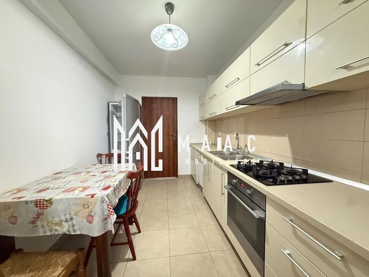 Apartament cu 3 camere decomandat, mobilat în Șelimbăr