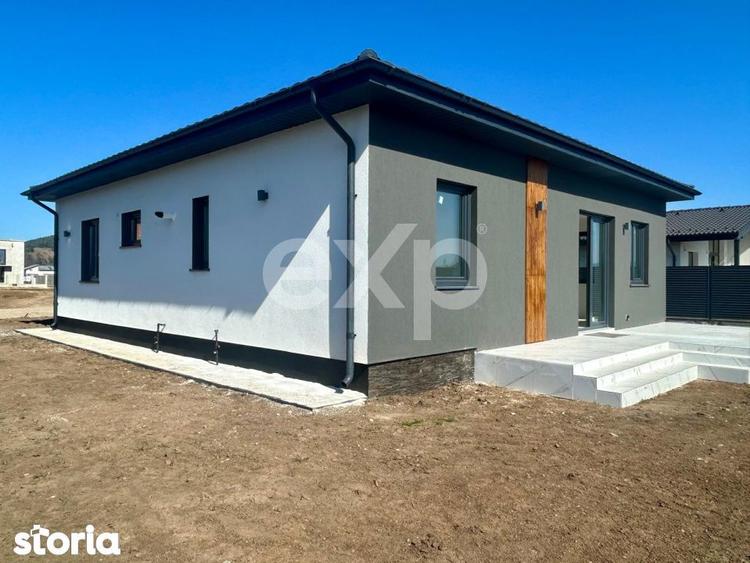 Casă cu 4 camere cu Teren 500 Mp în Sânpetru