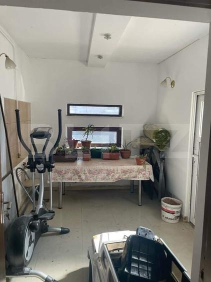 Spațiu comercial, de 190.39999389648 mp, în Central
