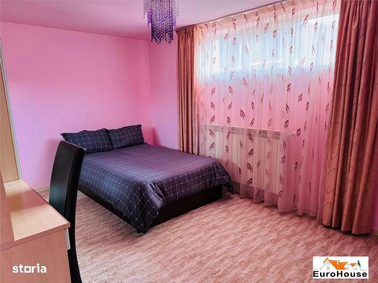 Casă cu 4 camere în Central